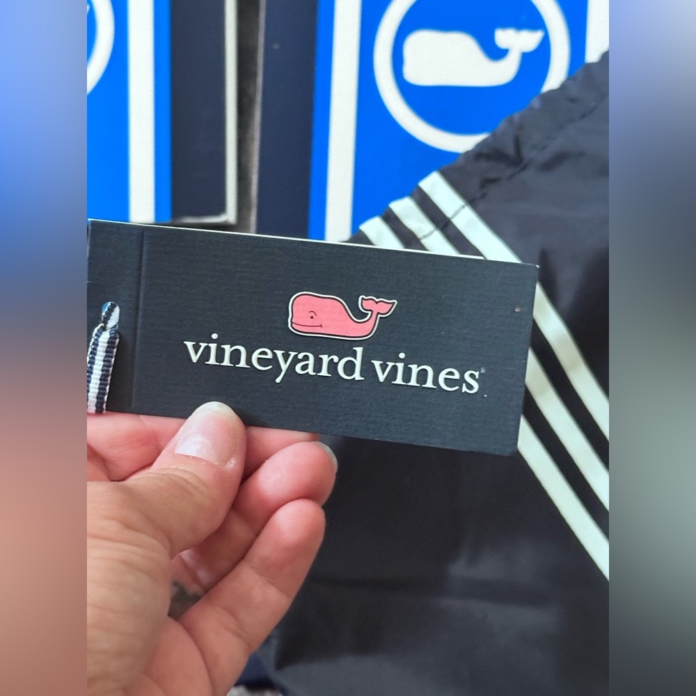 Vineyard Vines GWP Whale Dot Table 10 Piece Corn Hole Set With Bags Blue - Picture 5 of 6